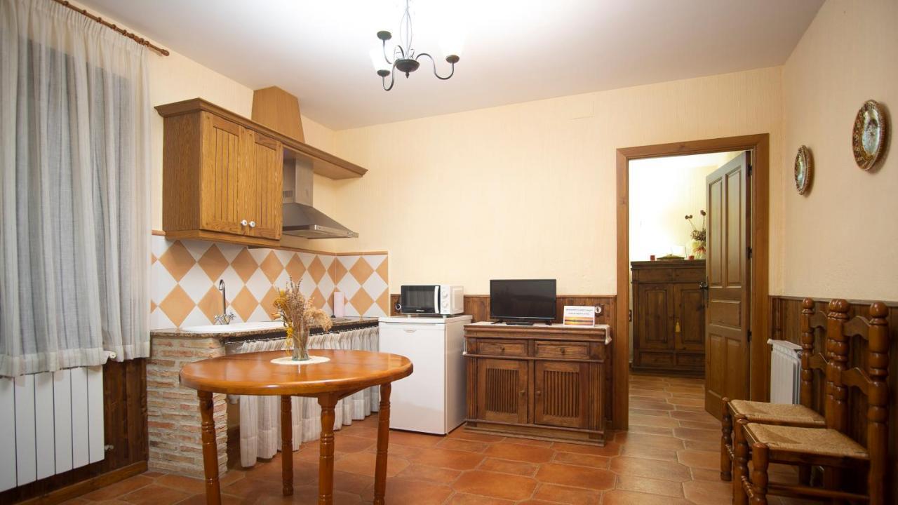 Villafranca de los Caballeros Casa Rural Santa Elena מראה חיצוני תמונה